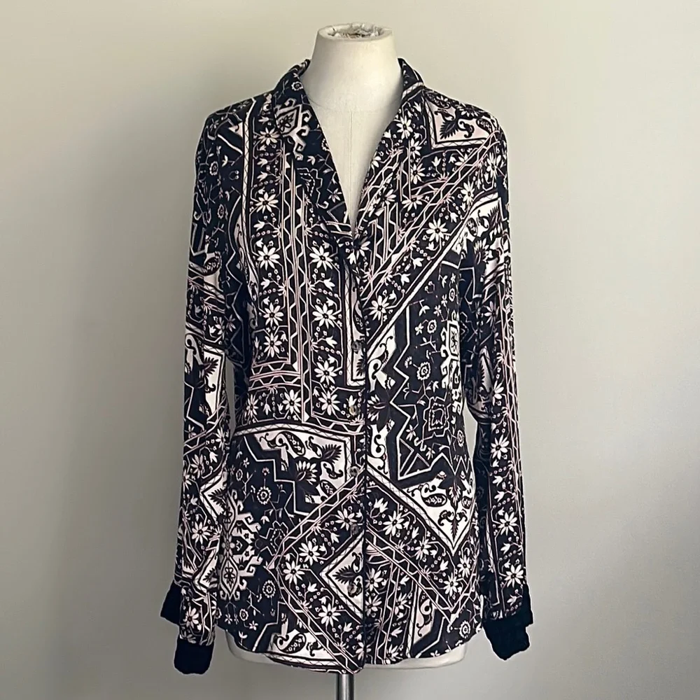 Johnny Was WORKSHOP Ophelia Velvet Trim SILK Mix Patterned Blouse SZ Large NWT - Picture 2 of 6